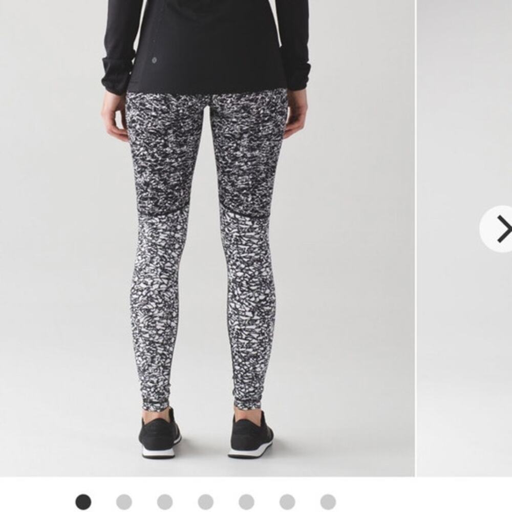 Lululemon Wunder Under Pant (Hi-Rise) SIZE 6 - Picture 10 of 10